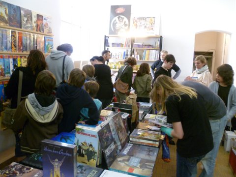 GCT 2011 - Comicfans im Laden